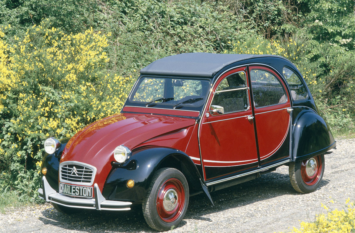 Il 27 luglio 1990 l’ultima Citroën 2CV usciva dalla produzione Il 27 luglio 1990 l’ultima Citroën 2CV usciva dalla produzione