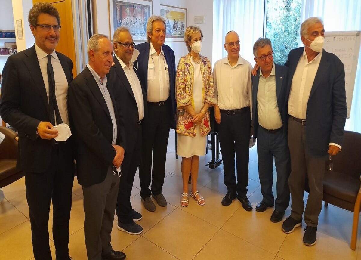 Moratti in visita alla Rsa della Comunità ebraica di Milano Moratti in visita alla Rsa della Comunità ebraica di Milano