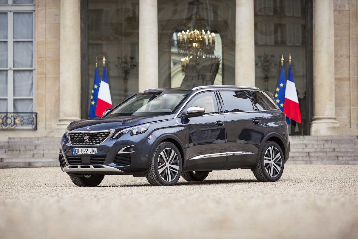 Peugeot: le auto presidenziali al centro della storia francese Peugeot: le auto presidenziali al centro della storia francese