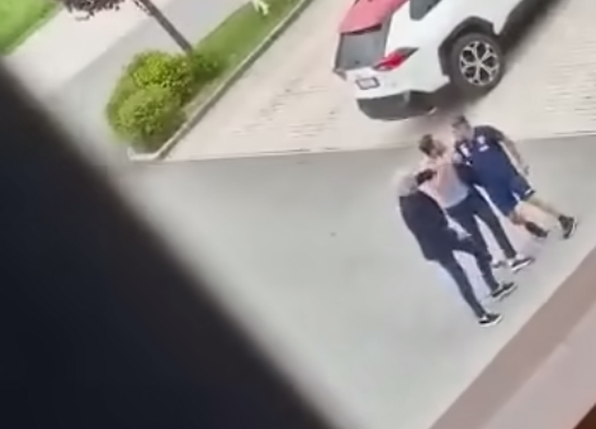 Torino-Cairo caos, insulti e spintoni Vagnati-Juric. Poi la pace Torino-Cairo caos, insulti e spintoni Vagnati-Juric. Poi la pace