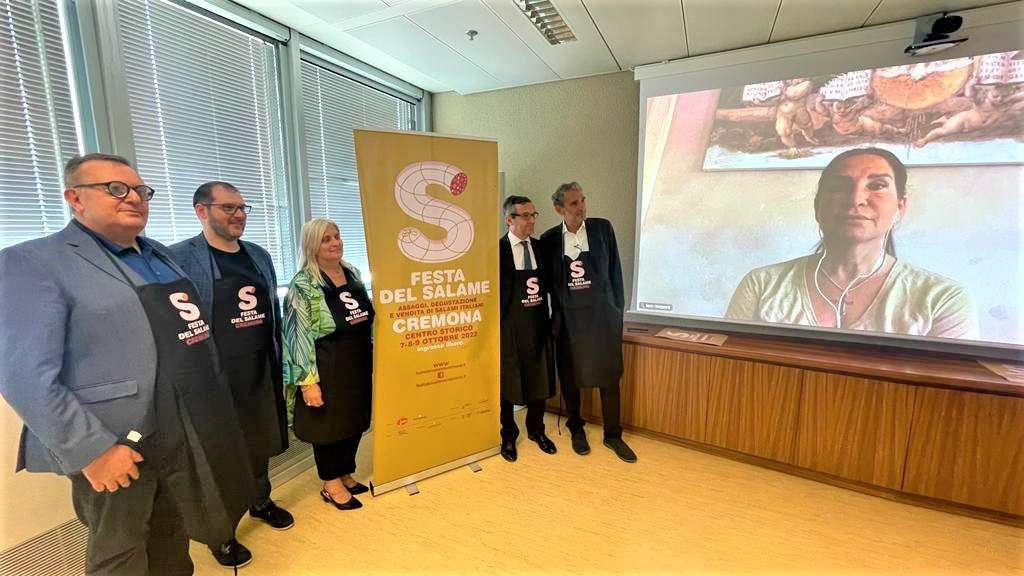 Cremona torna ad essere la capitale del salame dal 7 al 9 ottobre Cremona torna ad essere la capitale del salame dal 7 al 9 ottobre