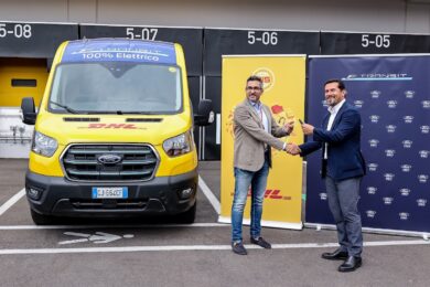 Ford e DHL Express,  programmano  le consegne  a bordo di E-Transit