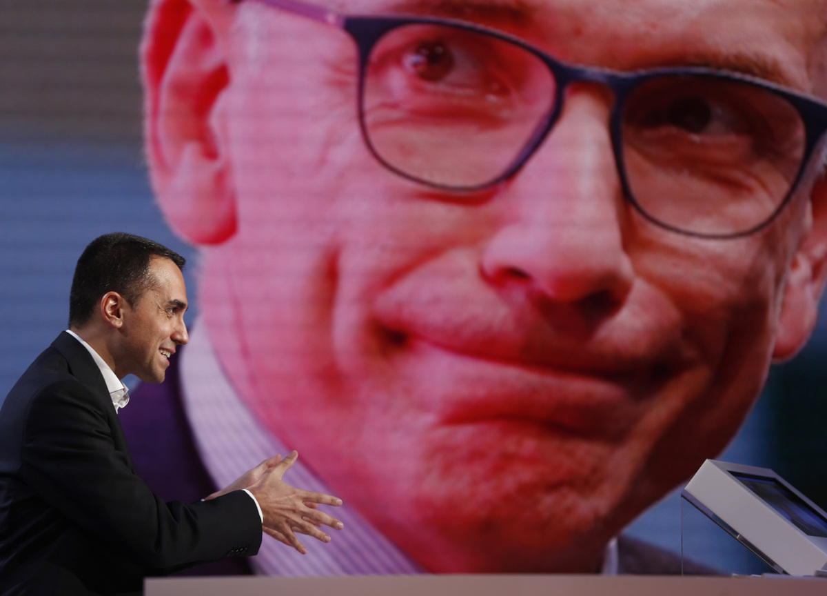 Modena contro il collegio blindato a Di Maio. “Diceva Pd partito di Bibbiano” Modena contro il collegio blindato a Di Maio. “Diceva Pd partito di Bibbiano”