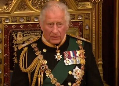 Soldi da Bin Laden, principe Carlo nei guai. “Donato un milione di sterline”