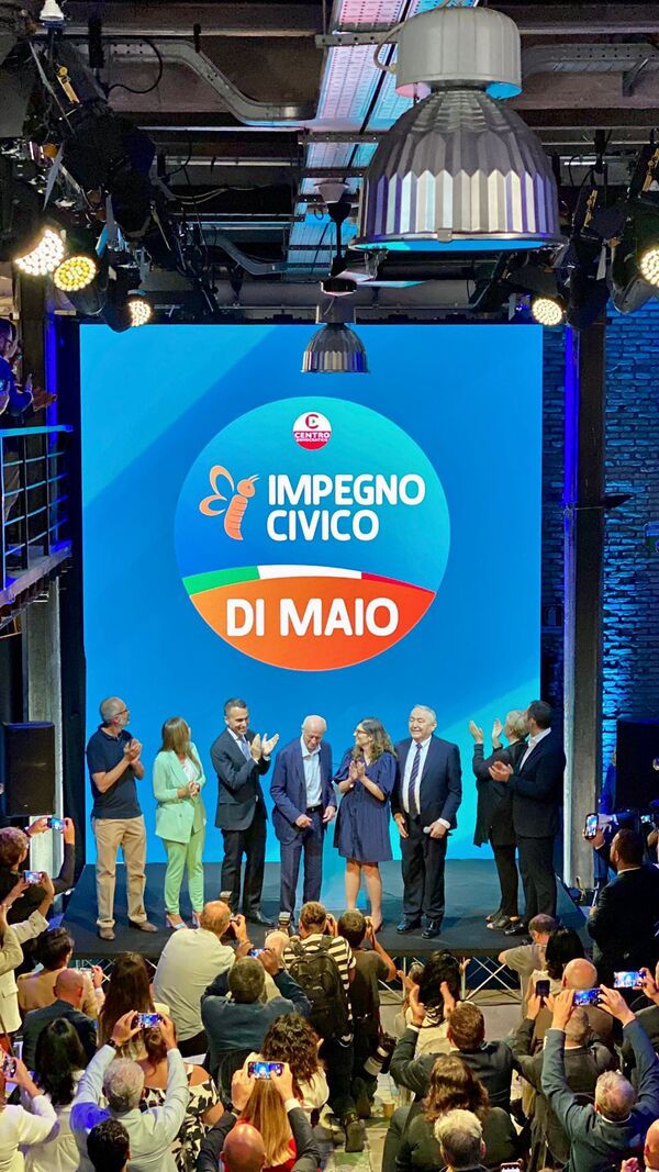 Elezioni politiche 2022, Di Maio lancia “Impegno civico” con Bruno Tabacci Elezioni politiche 2022, Di Maio lancia “Impegno civico” con Bruno Tabacci