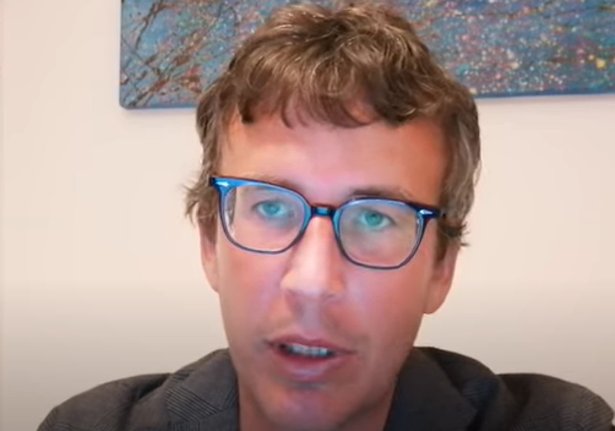 Diego Fusaro, addio ad Ancora Italia: “Ecco perchè lascio”. Il video Diego Fusaro, addio ad Ancora Italia: “Ecco perchè lascio”. Il video