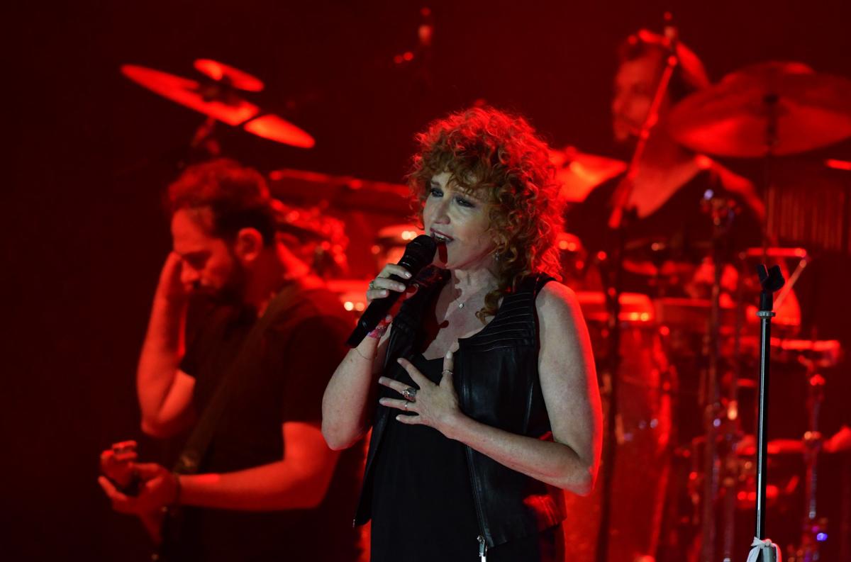La Mannoia in concerto a Jesi: “è ora di scendere in piazza” La Mannoia in concerto a Jesi: “è ora di scendere in piazza”