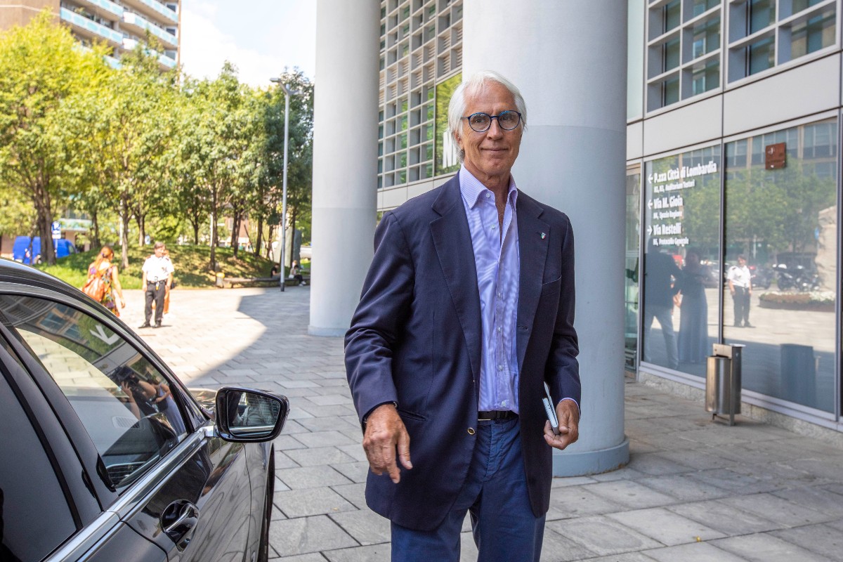 Malagò, l’uomo che sussurrava ai tedofori e sogna di proseguire al CONI Malagò, l’uomo che sussurrava ai tedofori e sogna di proseguire al CONI