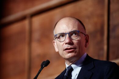 Letta, tassare i ricchi per finanziare 18enni: i conti della dote non tornano