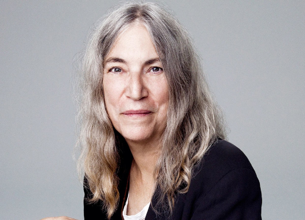 Patti Smith a Milano: la cantautrice riceve la pergamena della città Patti Smith a Milano: la cantautrice riceve la pergamena della città