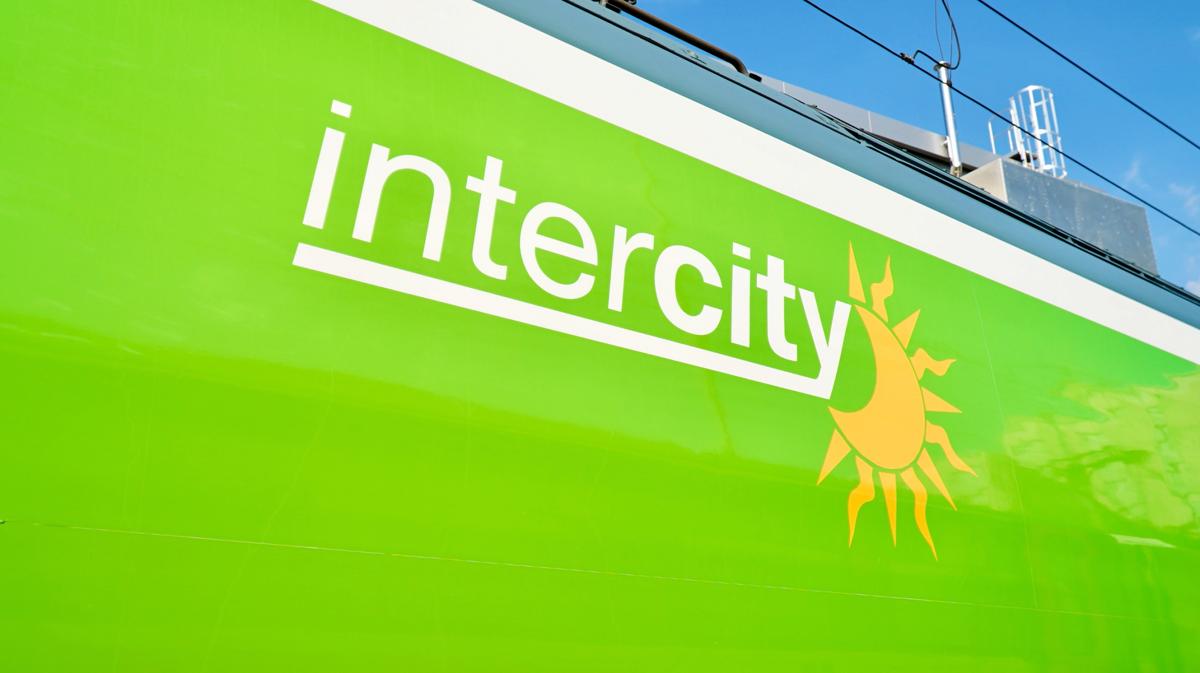 FS Italiane: comincia il viaggio del nuovo intercity Green di Trenitalia
