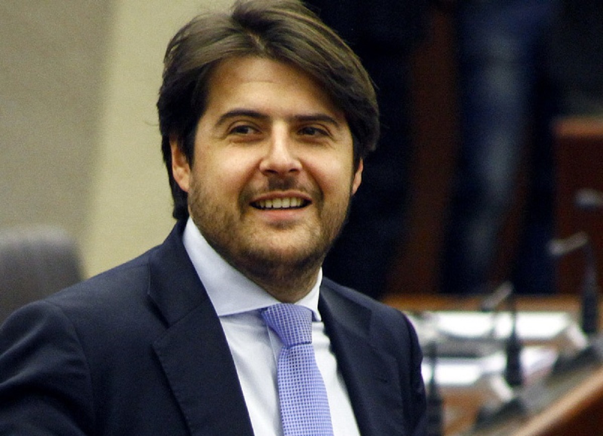 M5S, Buffagni: “Non sono uno zombie, torno alla mia professione” M5S, Buffagni: “Non sono uno zombie, torno alla mia professione”