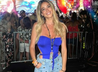 Diletta Leotta si scatena al Jova Beach Party a Barletta