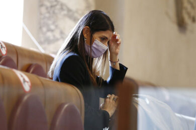 Virginia Raggi scatenata contro il Pd: “Stop alleanze in Comuni e Regioni”