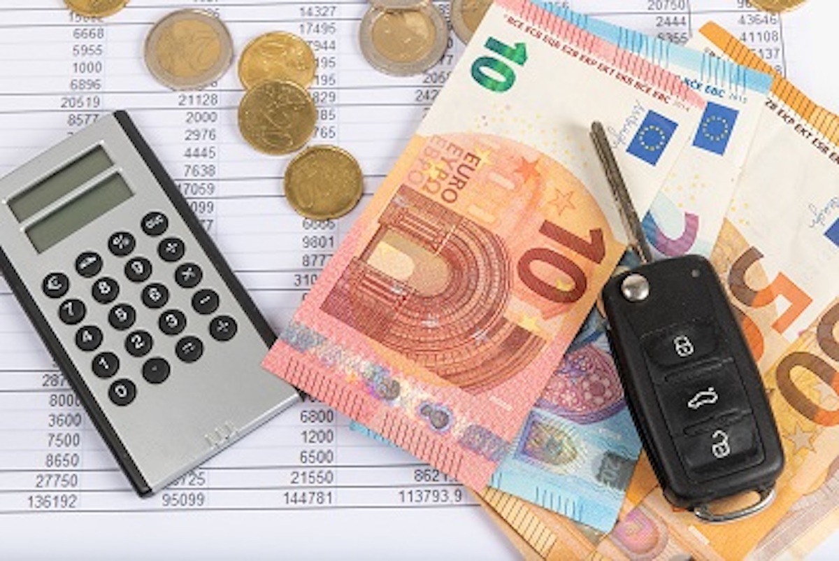 Fine degli sconti ed inflazione fanno risalire i premi Rc auto: +8,6% Fine degli sconti ed inflazione fanno risalire i premi Rc auto: +8,6%