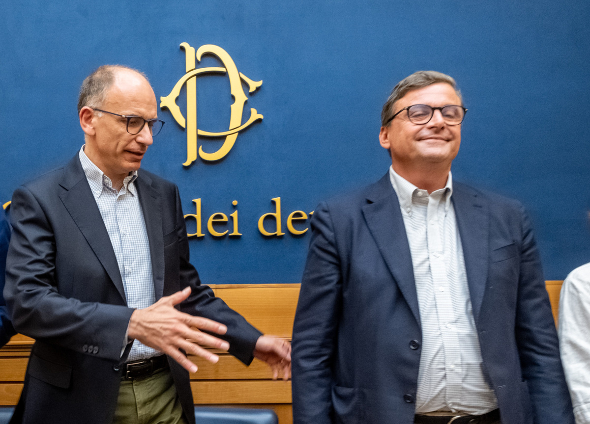 Un calcio alle elezioni: Letta contro Meloni come Roma contro Milan ai rigori