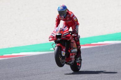 MotoGp, Bagnaia trionfa a Silverstone: sul podio anche Vinales e Miller