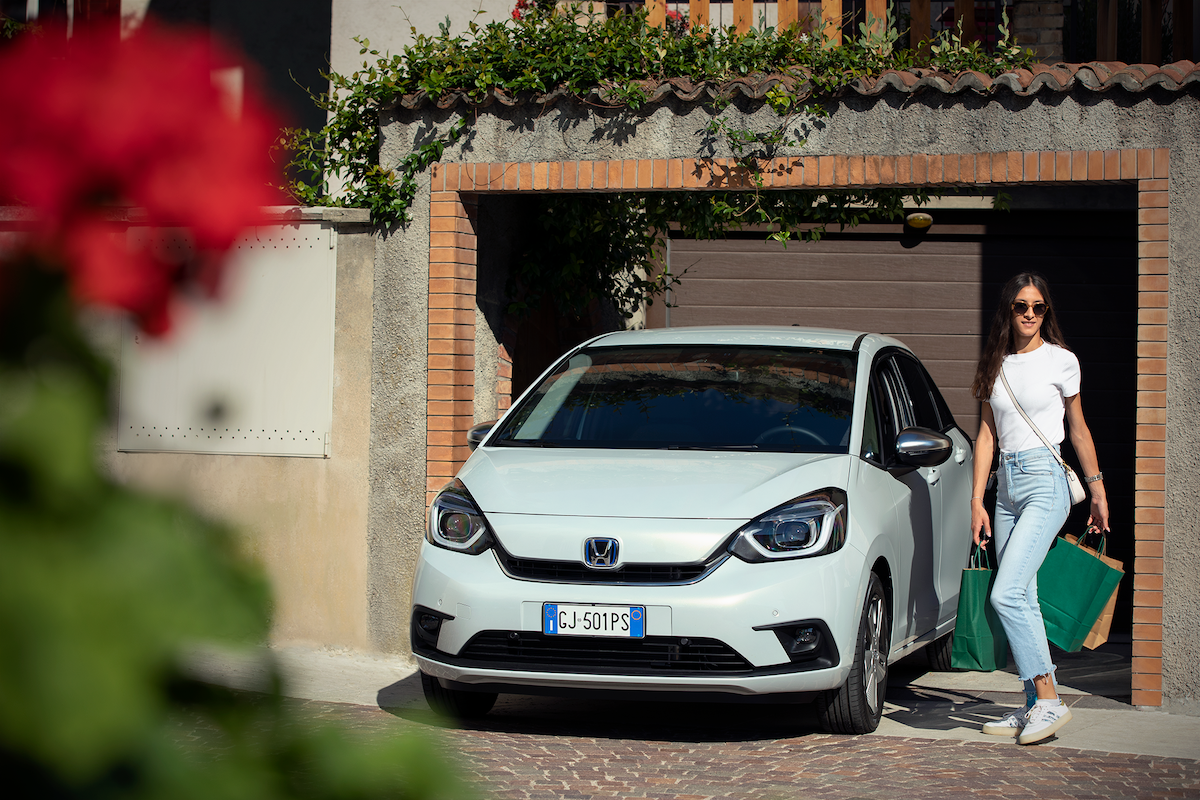 La mezzofondista Battocletti sceglie Honda Jazz per viaggiare verso il futuro