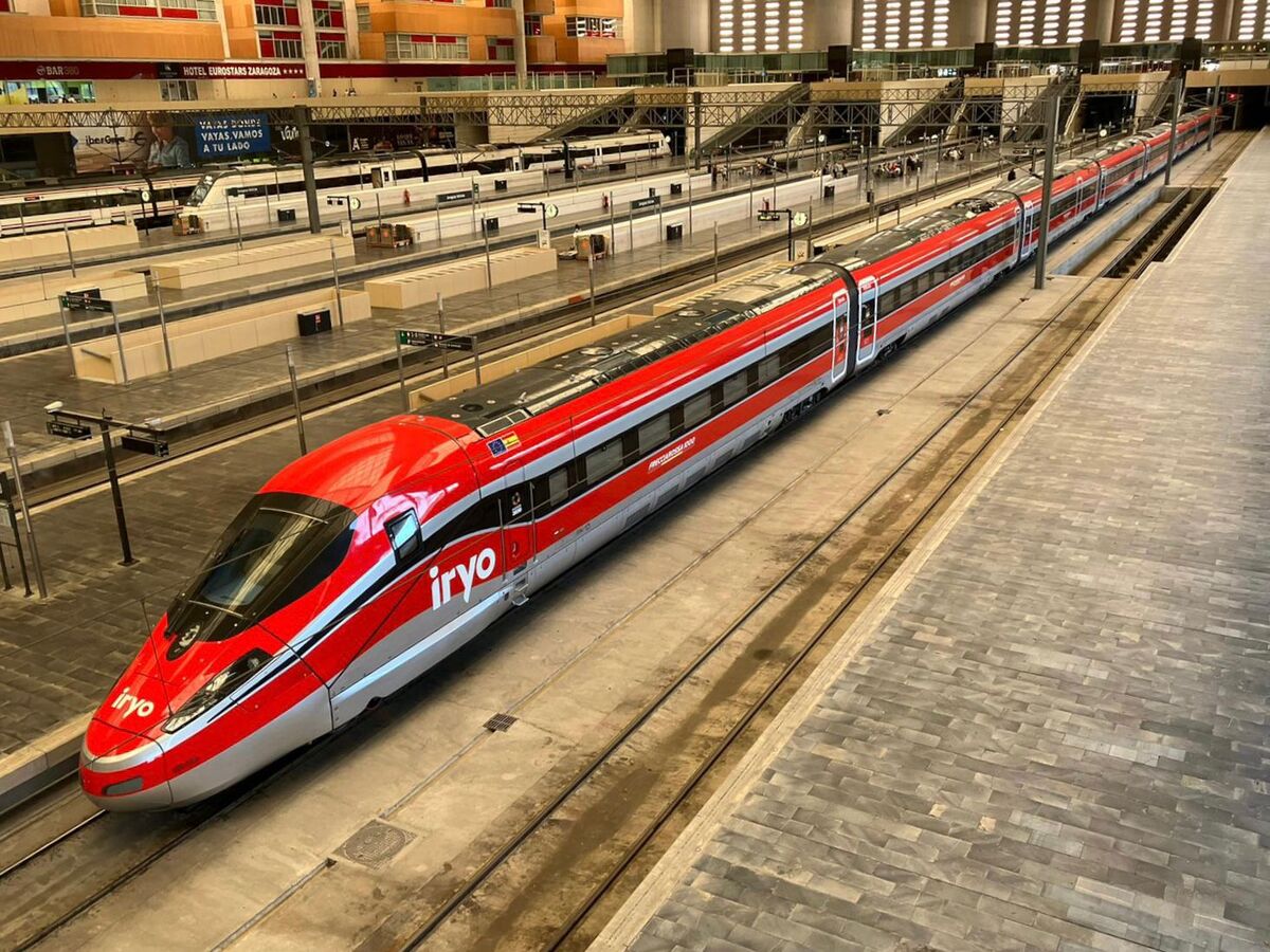 FS, al via prove tecniche del Frecciarossa 1000 tra Madrid e Barcellona FS, al via prove tecniche del Frecciarossa 1000 tra Madrid e Barcellona