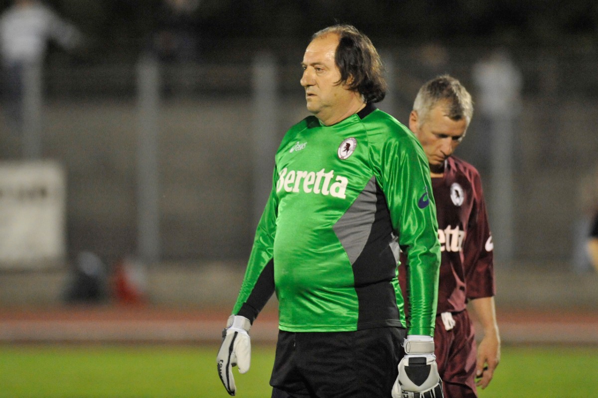 Morto Claudio Garella, addio al portiere simbolo del calcio che non c’è più Morto Claudio Garella, addio al portiere simbolo del calcio che non c’è più