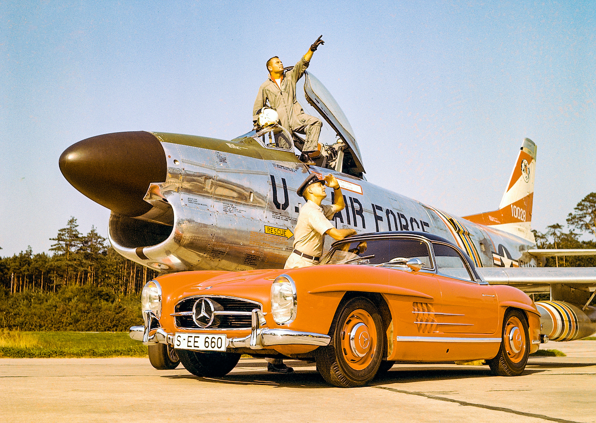 Dal fiuto di Maximilian E. Hoffman 70 anni fa nasceva la Mercedes SL Dal fiuto di Maximilian E. Hoffman 70 anni fa nasceva la Mercedes SL