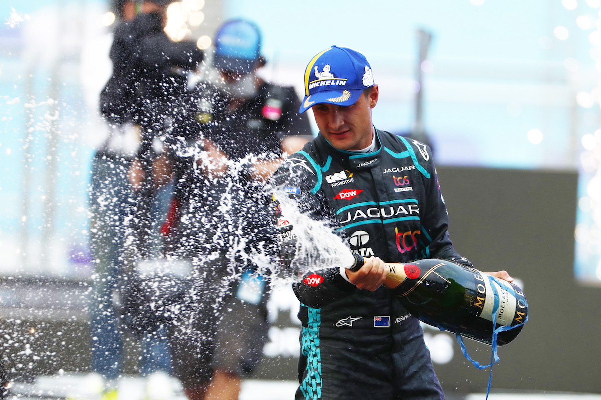 Mitch Evans vince la gara di apertura dell’Hana Bank Seoul E-Prix Mitch Evans vince la gara di apertura dell’Hana Bank Seoul E-Prix