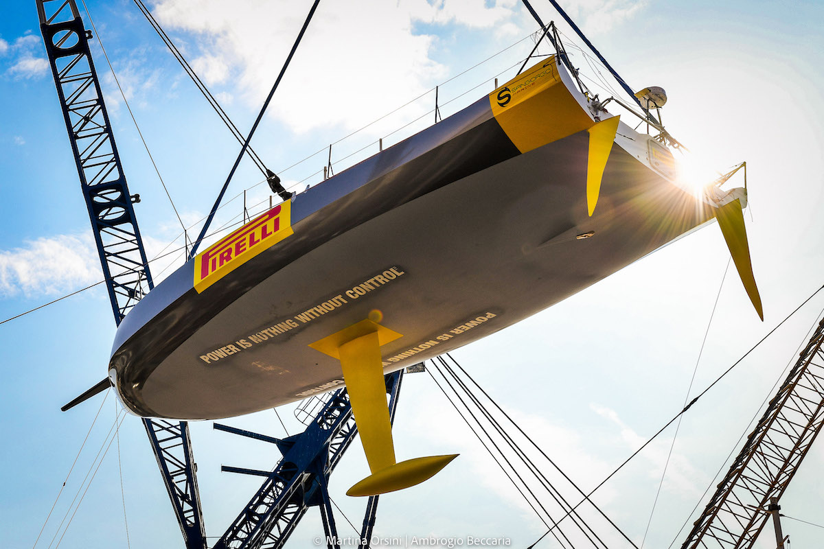Pirelli: varata a Genova la nuova barca di Ambrogio Beccaria.