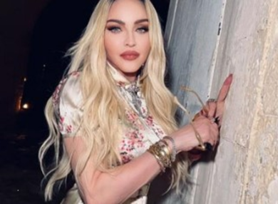 Madonna è a Noto per festeggiare il suo 64° compleanno – FOTO