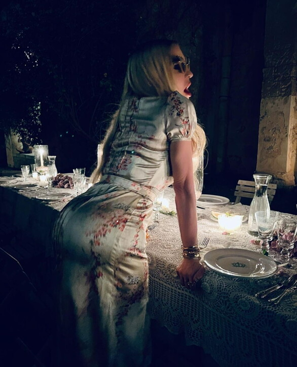 Madonna è a Noto per festeggiare il suo 64° compleanno – FOTO Madonna è a Noto per festeggiare il suo 64° compleanno – FOTO
