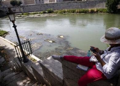 Temporali e siccità, il Tevere in tilt: allarme Wwf, prevista moria di pesci