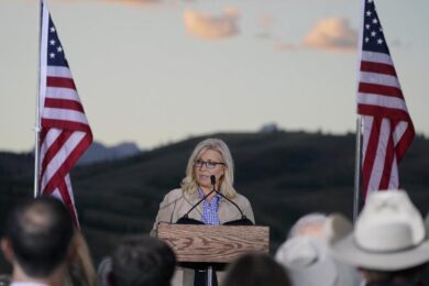 Liz Cheney, l’anti-Trump. Sconfitta alle Primarie, rilancia sulla Casa Bianca
