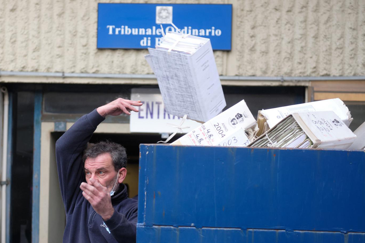 Giustizia, caos a Roma: per 6 mesi blocco processi post udienze preliminari Giustizia, caos a Roma: per 6 mesi blocco processi post udienze preliminari