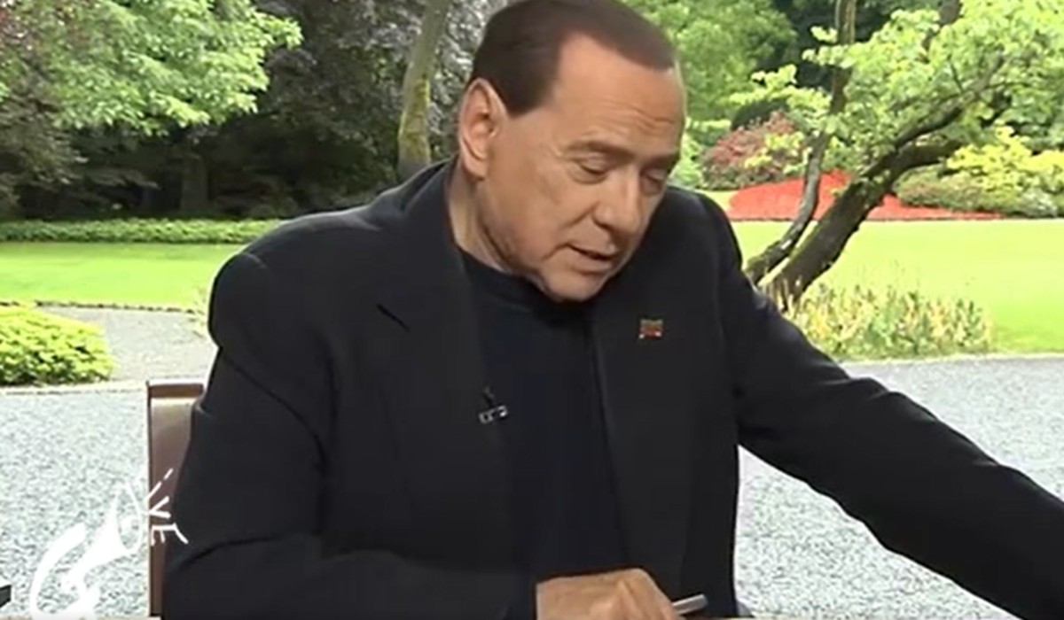 Fi, morto Niccolò Ghedini: legale e consigliere di Berlusconi. Aveva 62 anni Fi, morto Niccolò Ghedini: legale e consigliere di Berlusconi. Aveva 62 anni