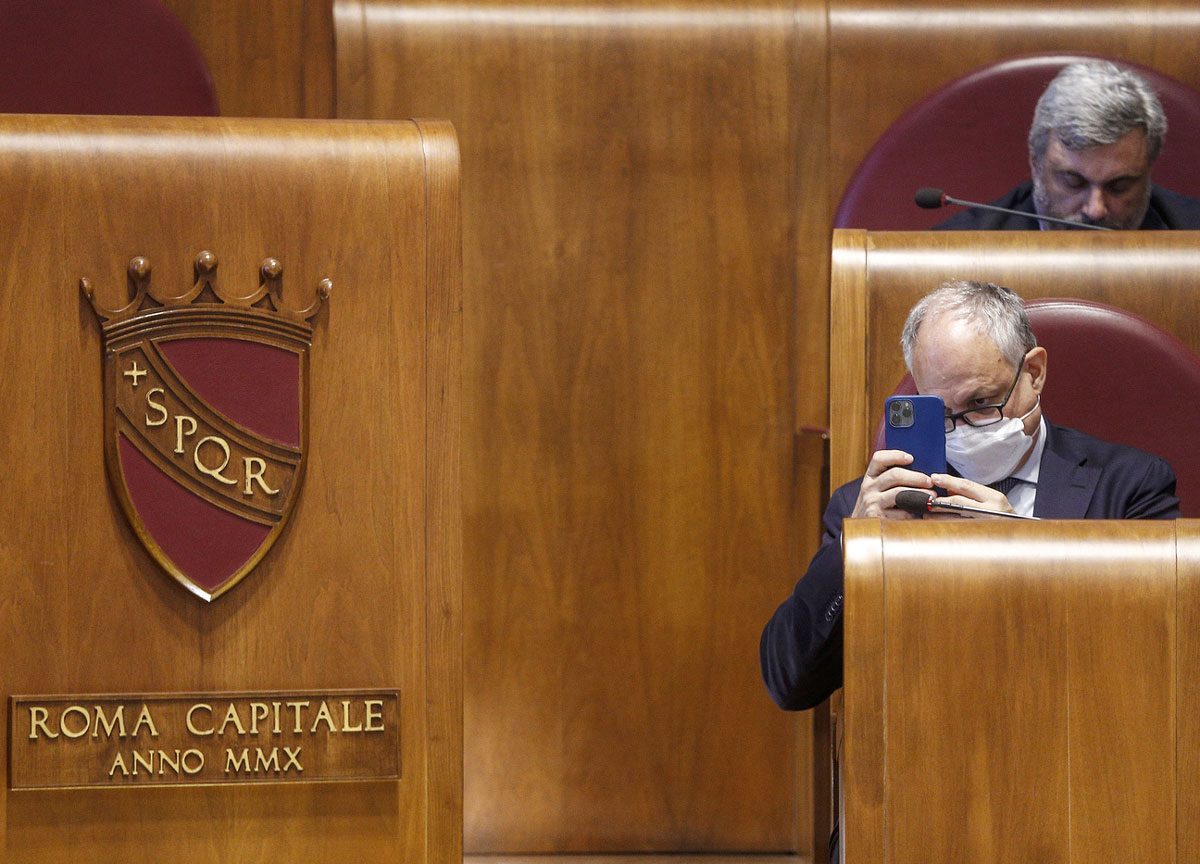 Ruberti: la Procura di Frosinone acquisirà il video della lite con le minacce Ruberti: la Procura di Frosinone acquisirà il video della lite con le minacce