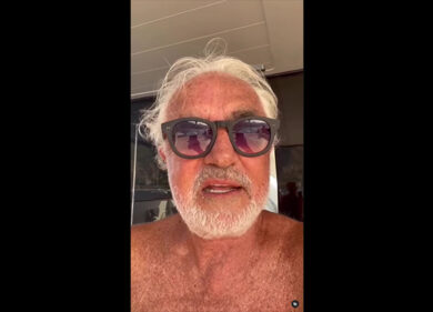 Tromba d’aria sul Twiga, Briatore furioso: “Chi esulta per i danni è una m***a