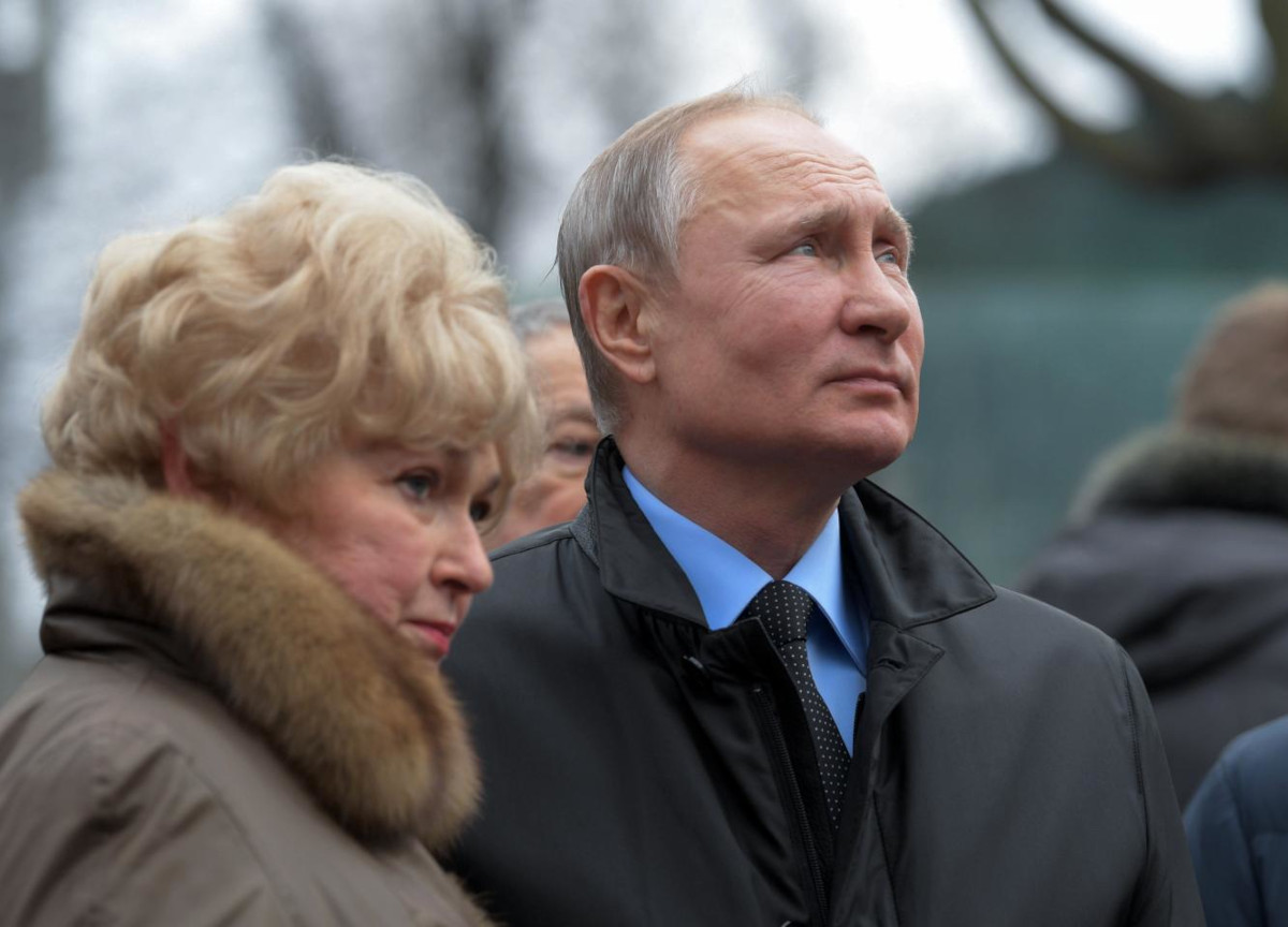 Sanzioni a Putin, dopo 6 mesi il rublo sta bene e l’economia russa regge Sanzioni a Putin, dopo 6 mesi il rublo sta bene e l’economia russa regge