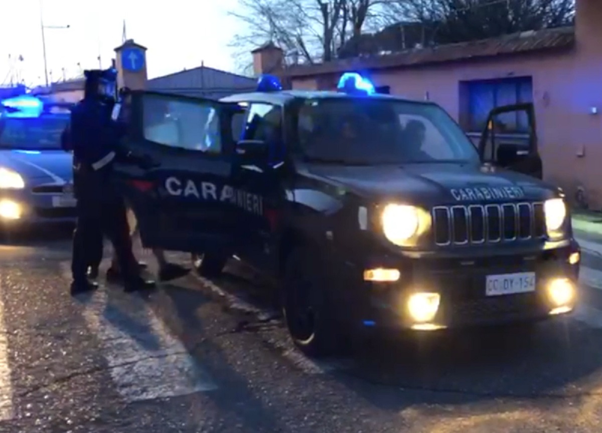 Cagliari, arrestato operaio di 42 anni: adescava bambine su Instagram Cagliari, arrestato operaio di 42 anni: adescava bambine su Instagram