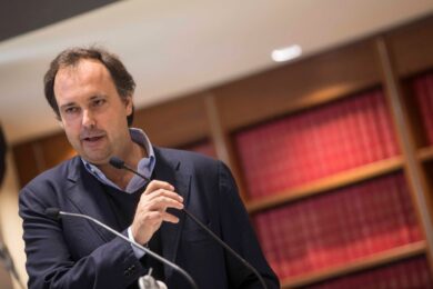 Luca Ferlaino alla guida dei social del Pd. Quando portò la politica sul web