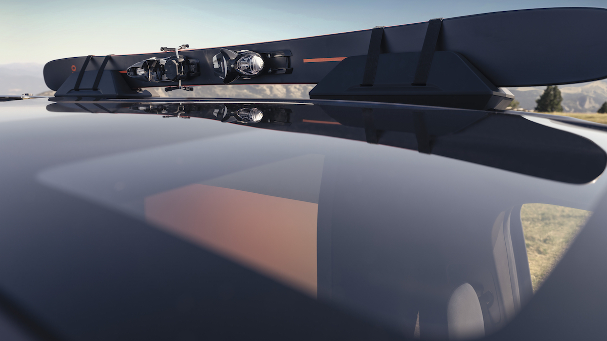 Renault apre una nuova strada sulla  voglia di evadere con Hippie Caviar Motel