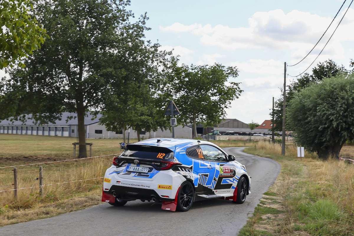 Toyota testa la GR Yaris a idrogeno sulle strade del Belgio Toyota testa la GR Yaris a idrogeno sulle strade del Belgio