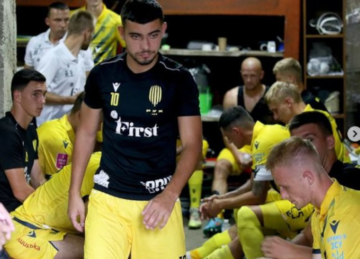 Ucraina, tentativo di normalità. Ma una partita di calcio dura 4 ore e mezza