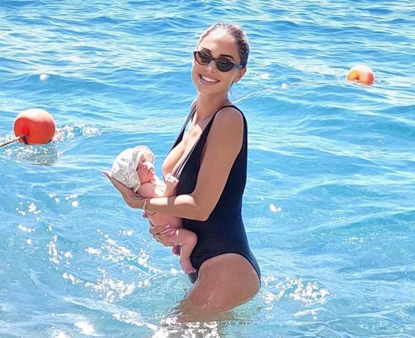Noemi Letizia, da “Papi girl” a tiktoker che conquista i follower Noemi Letizia, da “Papi girl” a tiktoker che conquista i follower