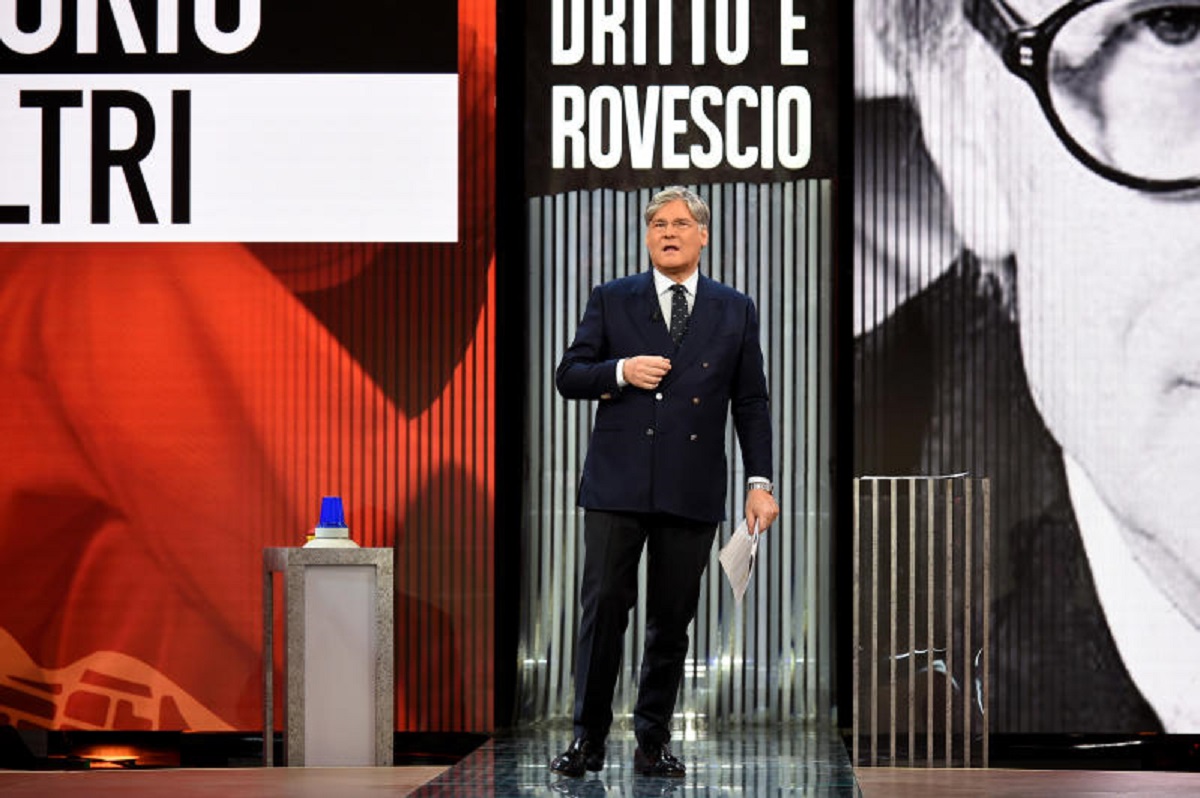 Ascolti TV ieri 25 agosto 2022: Dritto e Rovescio torna e travolge In Onda Ascolti TV ieri 25 agosto 2022: Dritto e Rovescio torna e travolge In Onda
