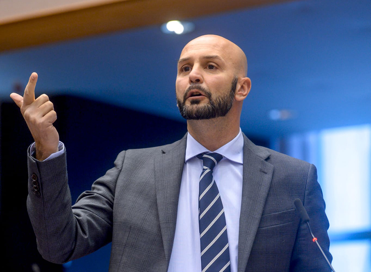 Energia e bollette, FdI: “Se vinciamo, abbiamo un piano immediato da attuare” Energia e bollette, FdI: “Se vinciamo, abbiamo un piano immediato da attuare”