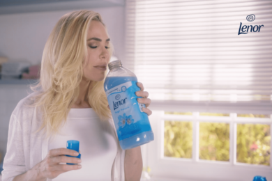 P&G, Lenor torna in comunicazione: on air il nuovo spot con Ilary Blasi
