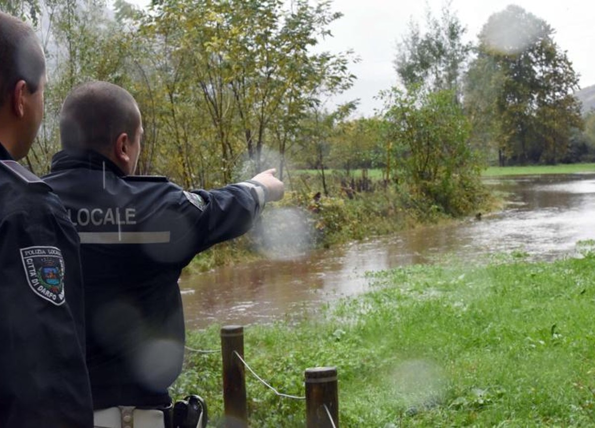 Una donna uccide, fa a pezzi e getta nel fiume il marito a Rovigo Una donna uccide, fa a pezzi e getta nel fiume il marito a Rovigo