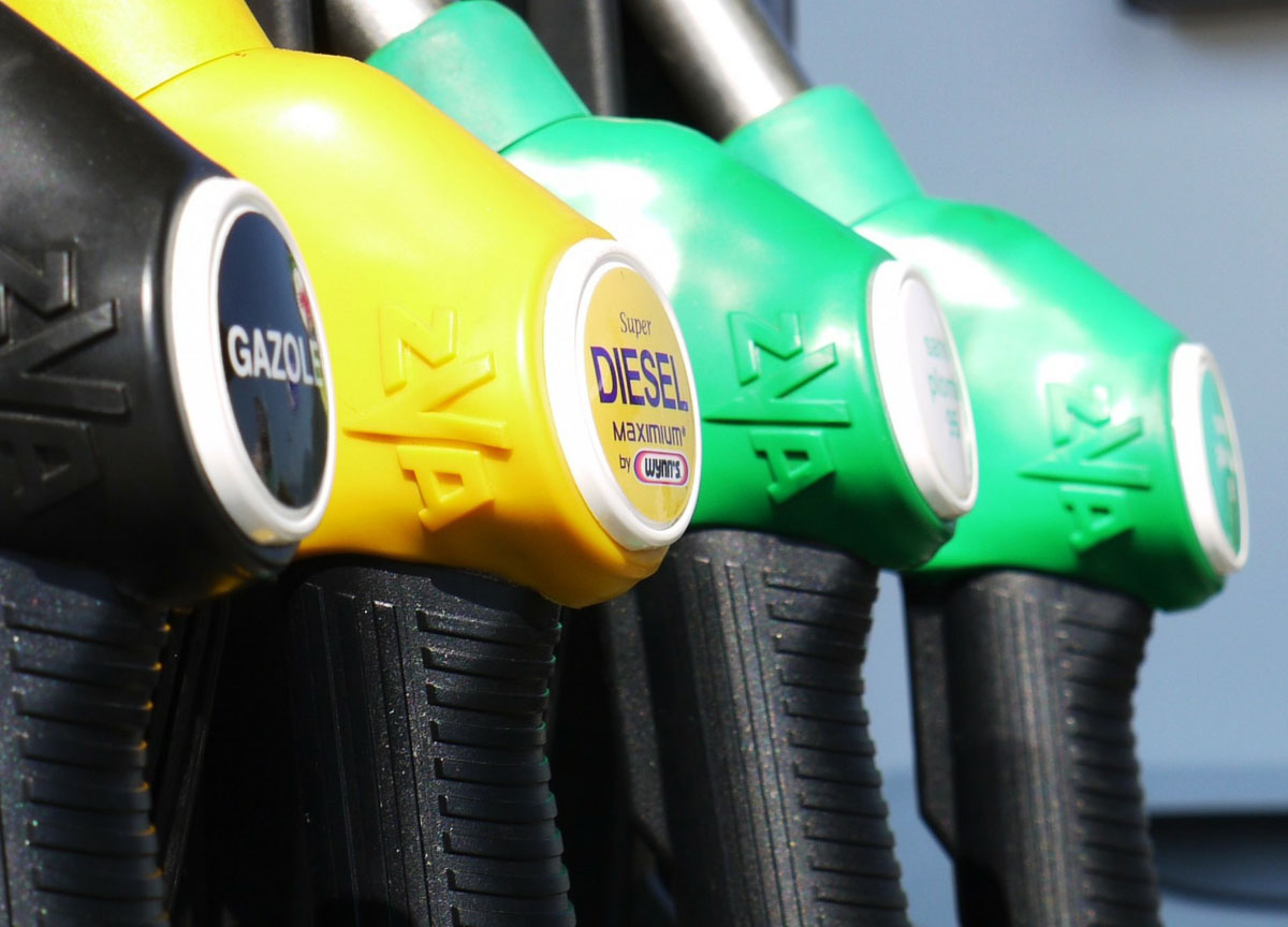 Caro carburante, prorogato fino al 5 ottobre il taglio delle accise Caro carburante, prorogato fino al 5 ottobre il taglio delle accise