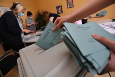 Lombardia, ordine apparizione simboli: “Al primo posto lista Vita”