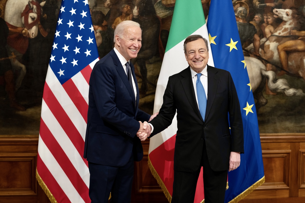 Usa, Biden e la contromossa su Putin. “Aumenteremo le forniture di gas all’Ue” Usa, Biden e la contromossa su Putin. “Aumenteremo le forniture di gas all’Ue”