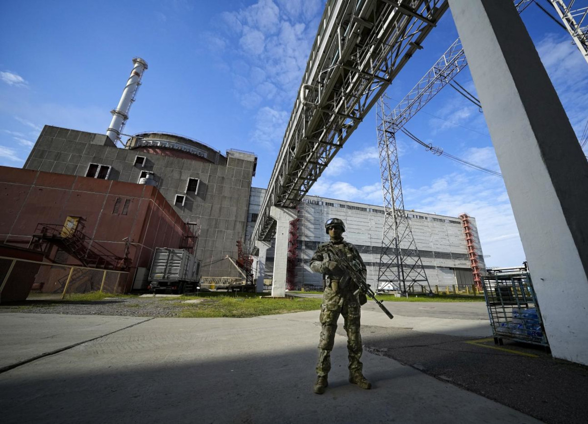 Ucraina, russi bombardano Zaporizhzhia nonostante la presenza degli ispettori Ucraina, russi bombardano Zaporizhzhia nonostante la presenza degli ispettori